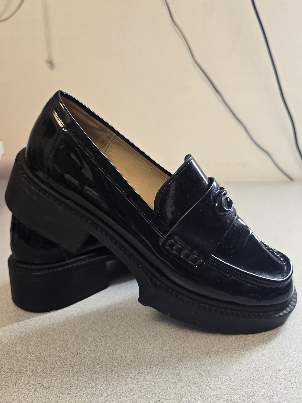 Coach Black Patent Leather Platform Loafers Women's Size 8.5 Chunky Lug Sole - Picture 8 of 8